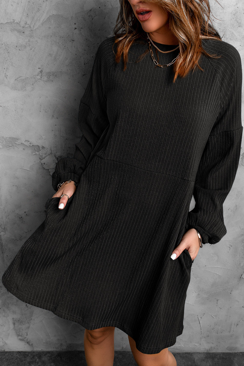 Black Round Neck Empire Waist Ribbed Short Knit Dress
