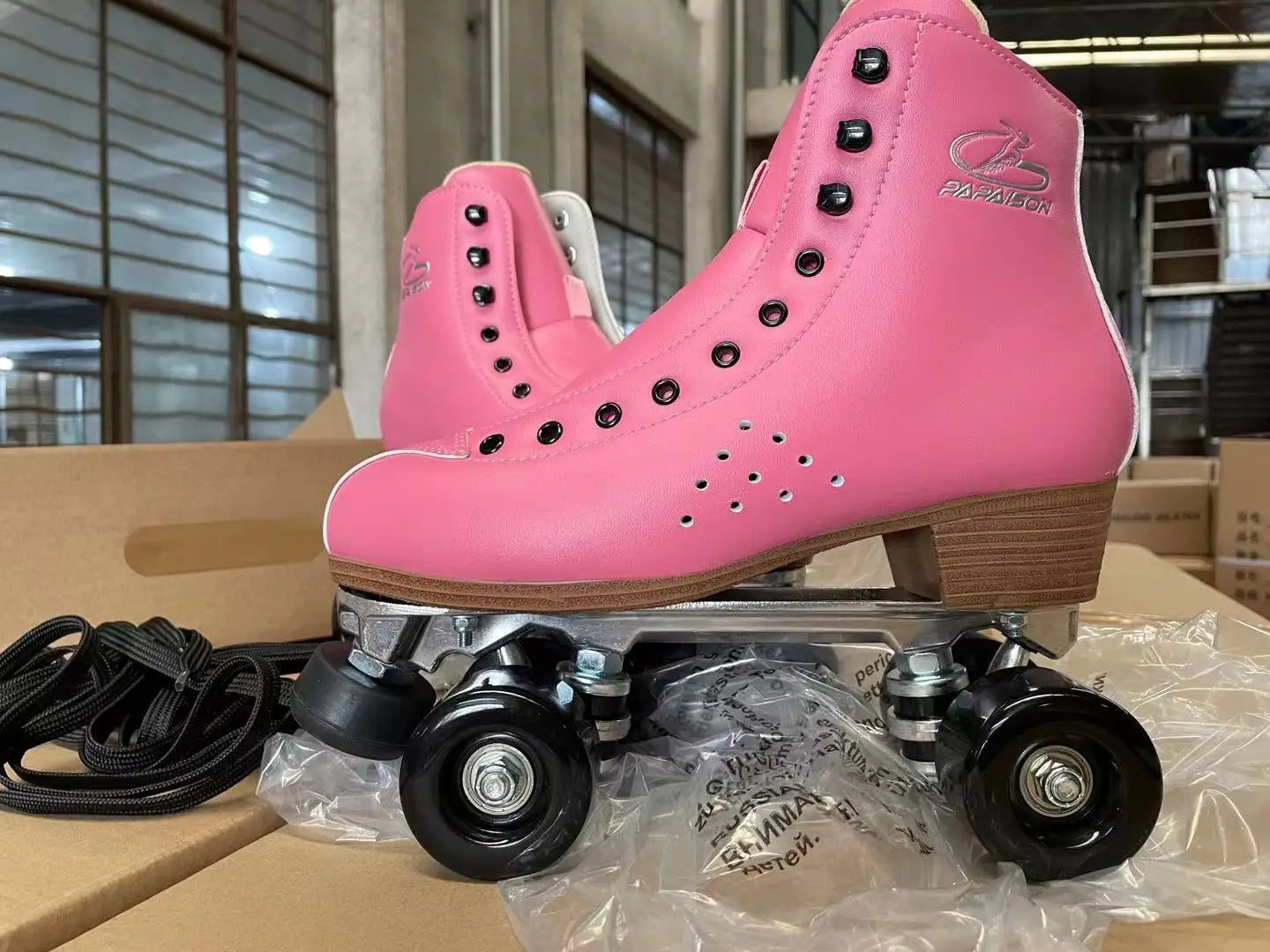Colorful Solid Color Classic Boot Style Indoor/Outdoor Quad Roller Skates