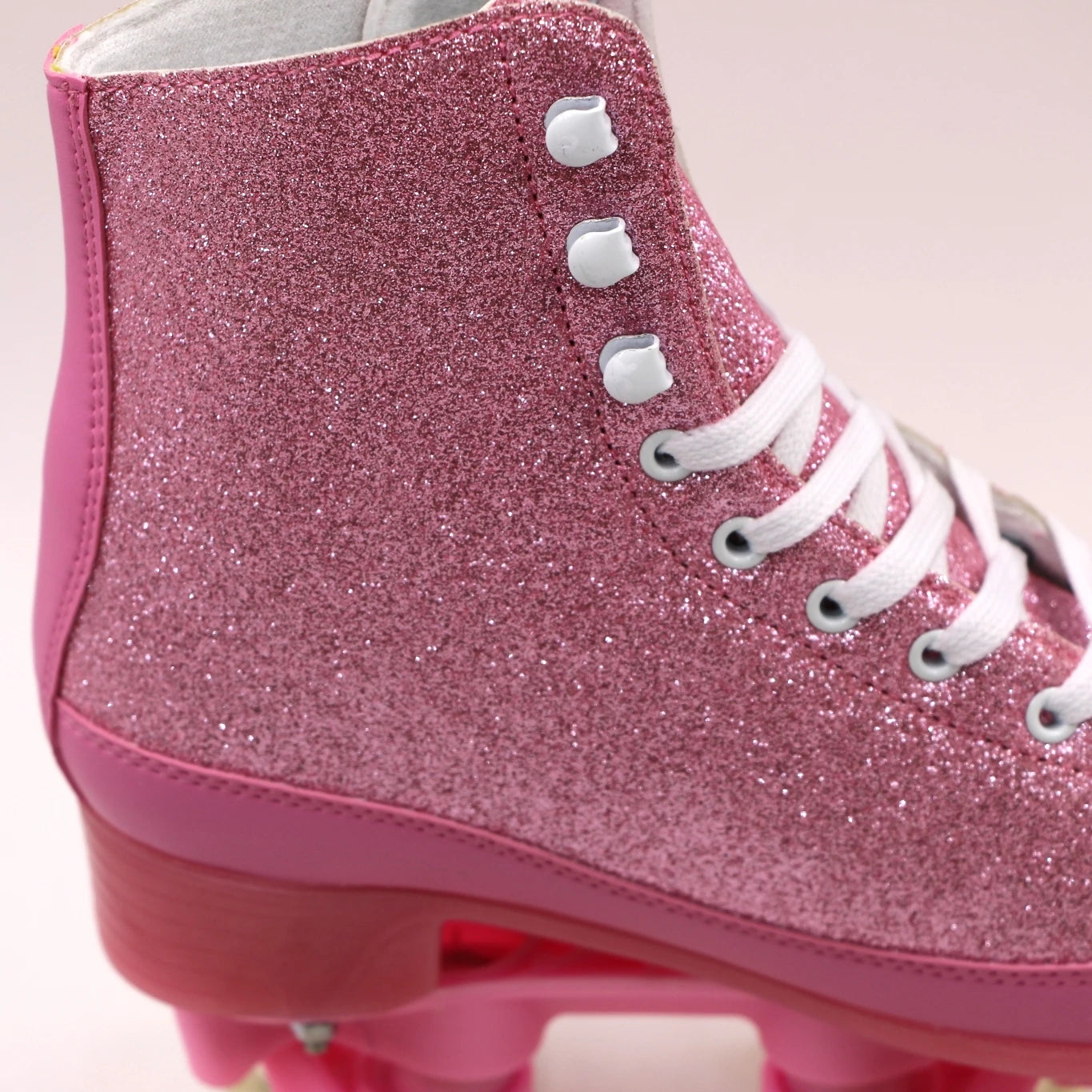 Yijiu Glitter Quad Roller Dance Skates
