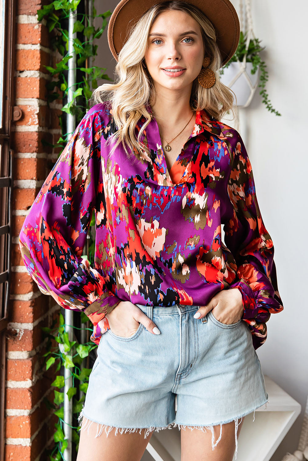 Green Graffiti Colorblock Casual V Neck Puff Sleeve Blouse