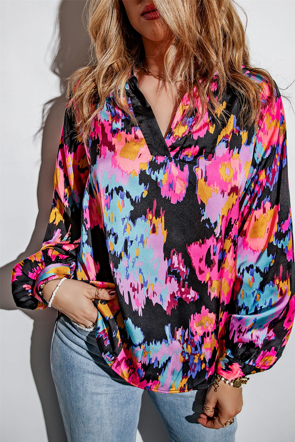 Green Graffiti Colorblock Casual V Neck Puff Sleeve Blouse
