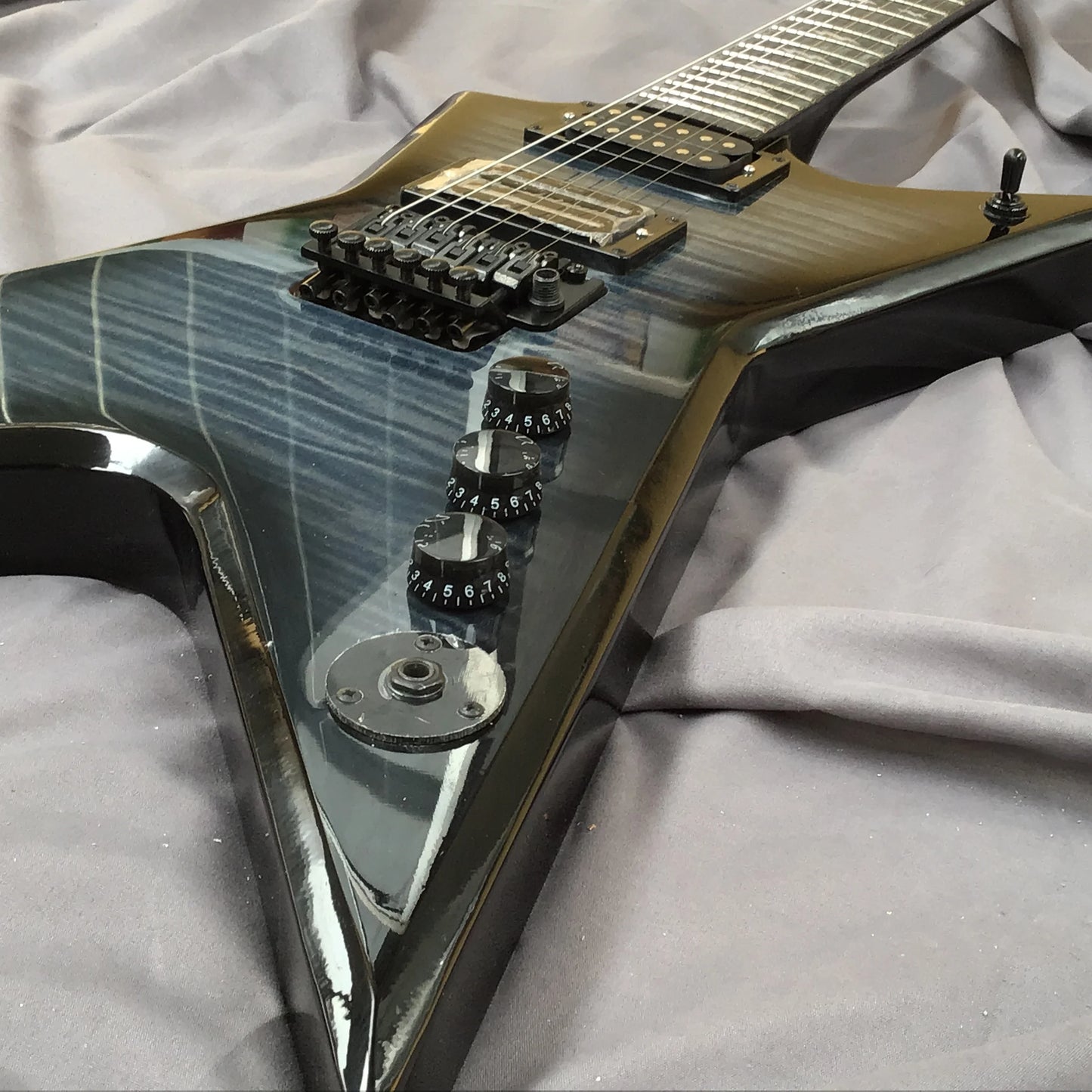 Thunder Electric Guitar Solid Wood with Black Hardware Glossy Finish