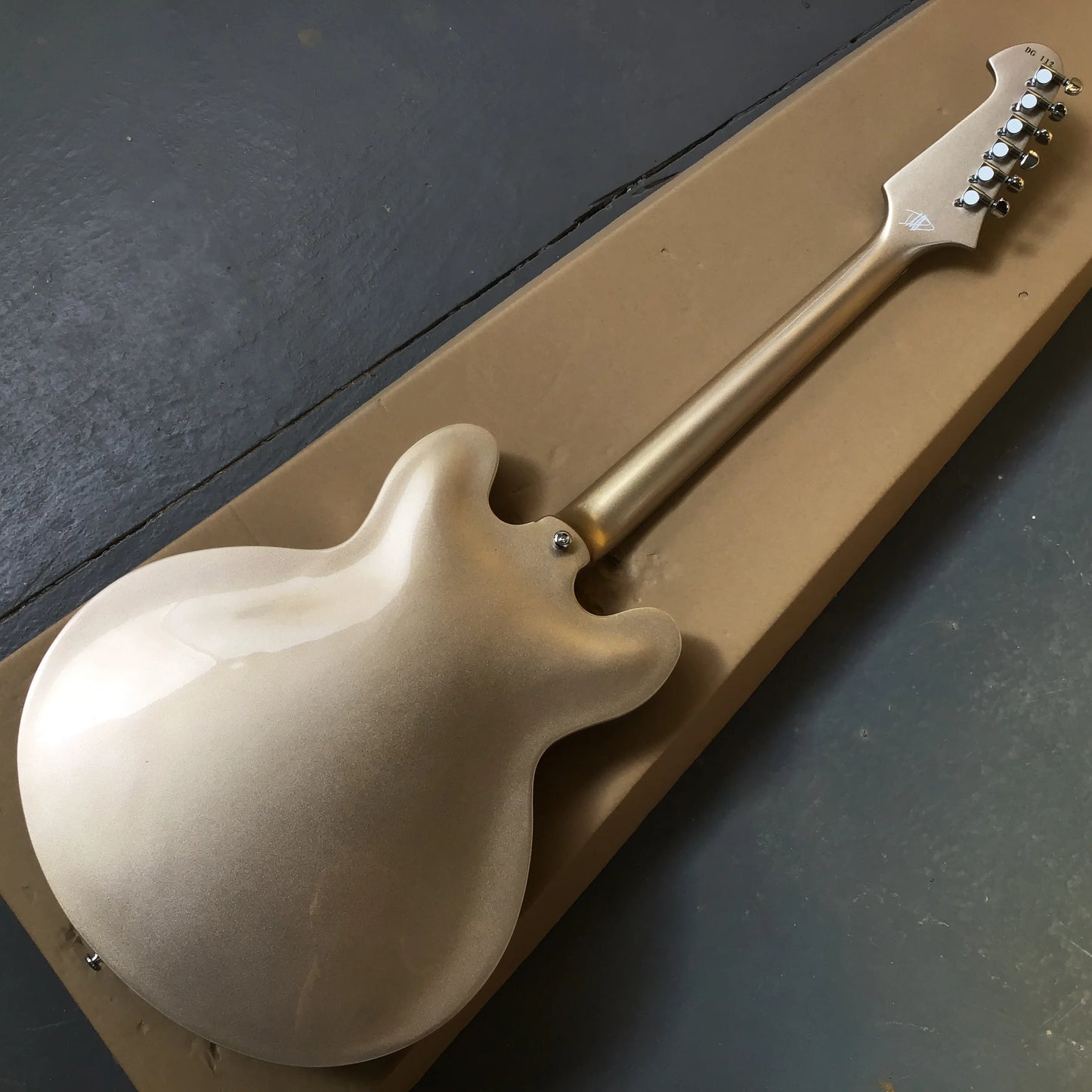 Metallic Semi-hollow and Double Diamond Holes Jazz Electric Guitar