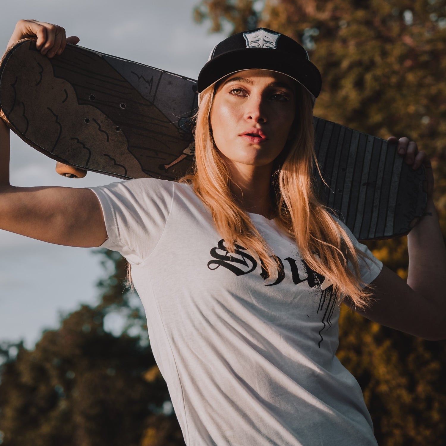 WOMEN SKATE