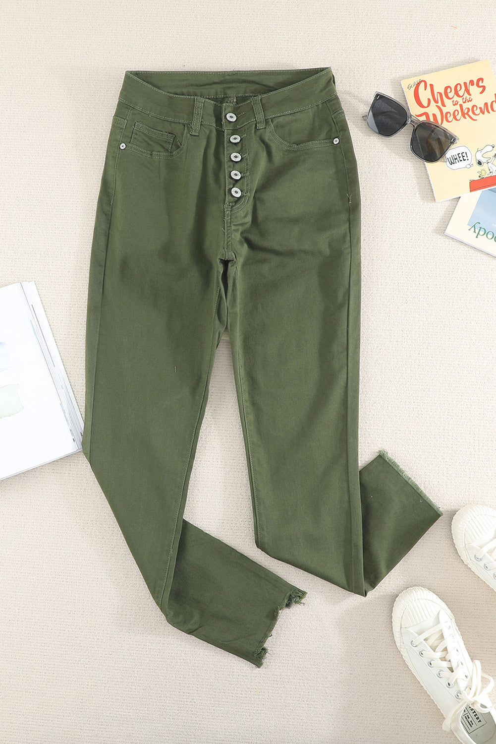 White Plain Buttons Frayed Raw Hem High Waist Denim Jeans
