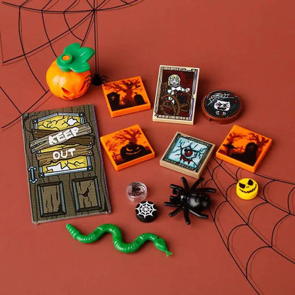 Miniature recreational block toy pieces