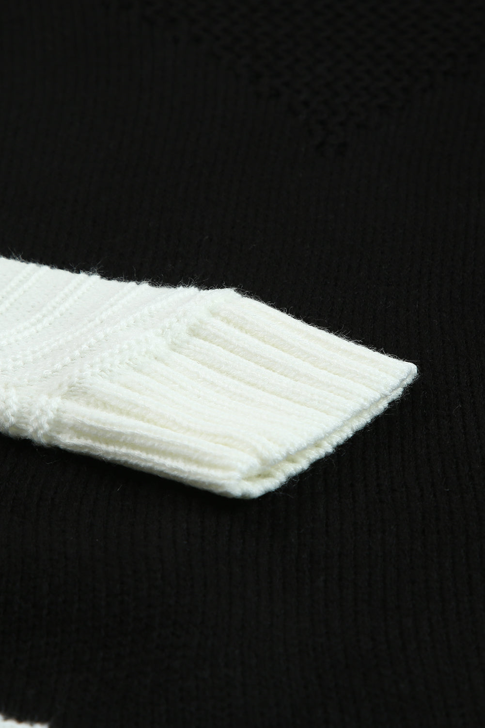 Black & White Colorblock Casual Chevron Pullover Sweater