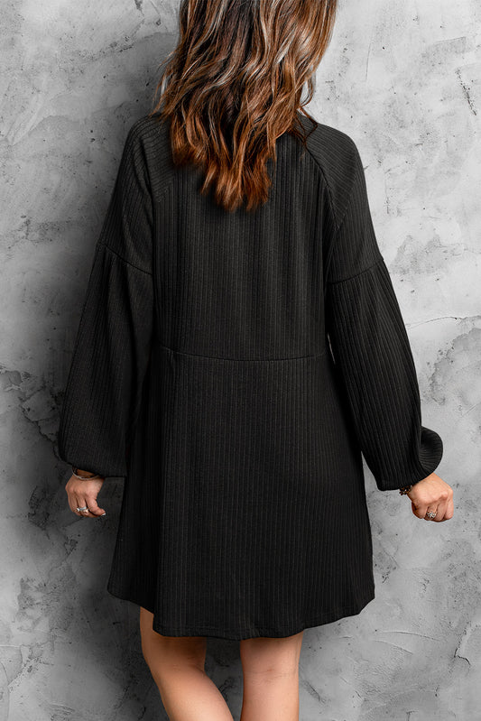 Black Round Neck Empire Waist Ribbed Short Knit Dress