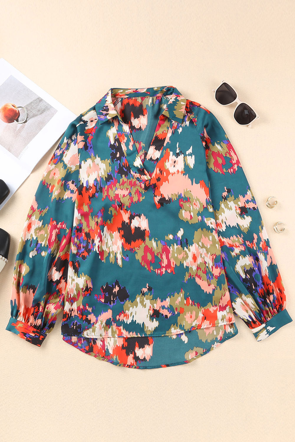 Green Graffiti Colorblock Casual V Neck Puff Sleeve Blouse