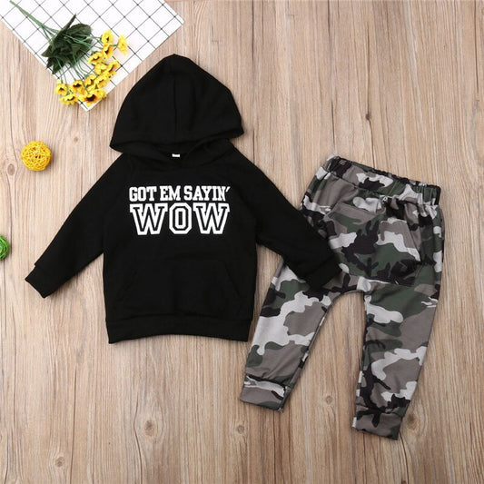 Boy's 2pcs Black Letter Boys Hooded Sweater & Camouflage Pants Set