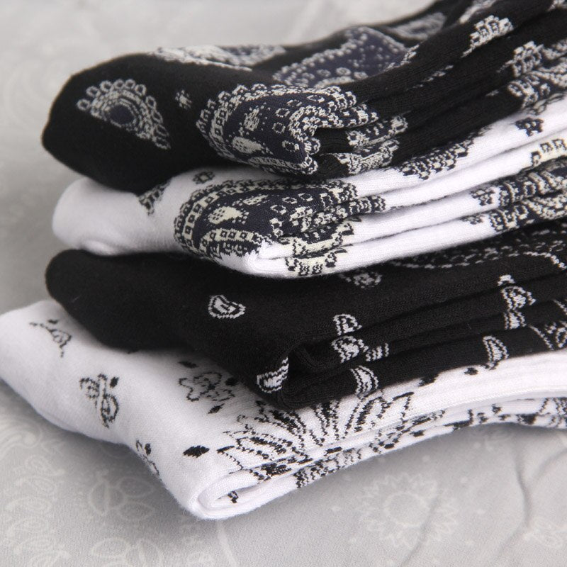 Black White Cotton Funny Flower Socks Bandanna Paisley West Coast Black Hiphop Pop Top Street Skate Fashion Skateboard Youth