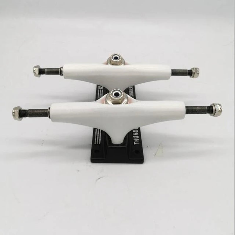 Original 5Inch THUNDER Skateboard Trucks Hollow Good Quality Professional Level Skateboard Truck