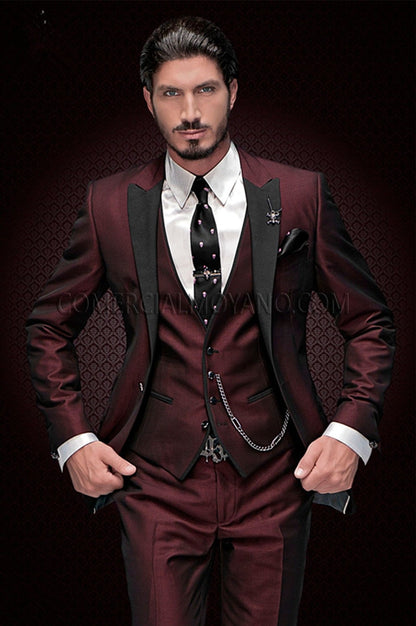 Peak Black Lapel Groom Tuxedos Burgundy 3 Pieces(Jacket+Pant+Vest+Tie) Men's